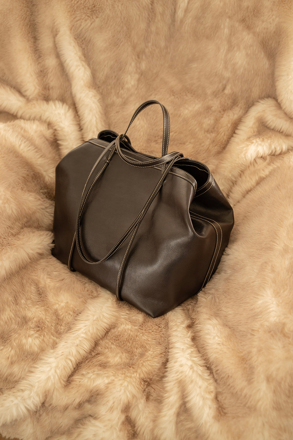 Borsa Alma in pelle liscia Nero