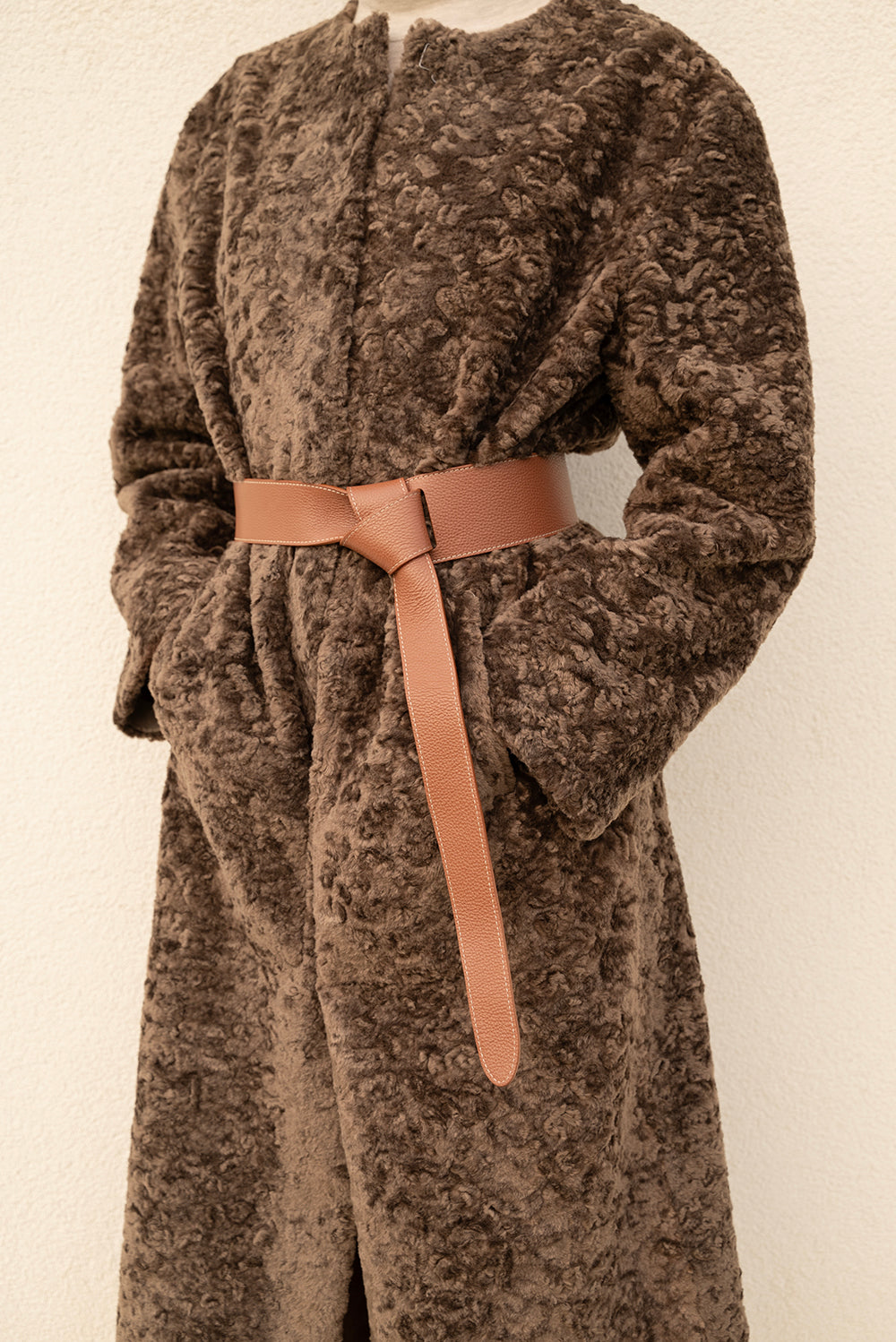 Serena cintura in pelle martellata